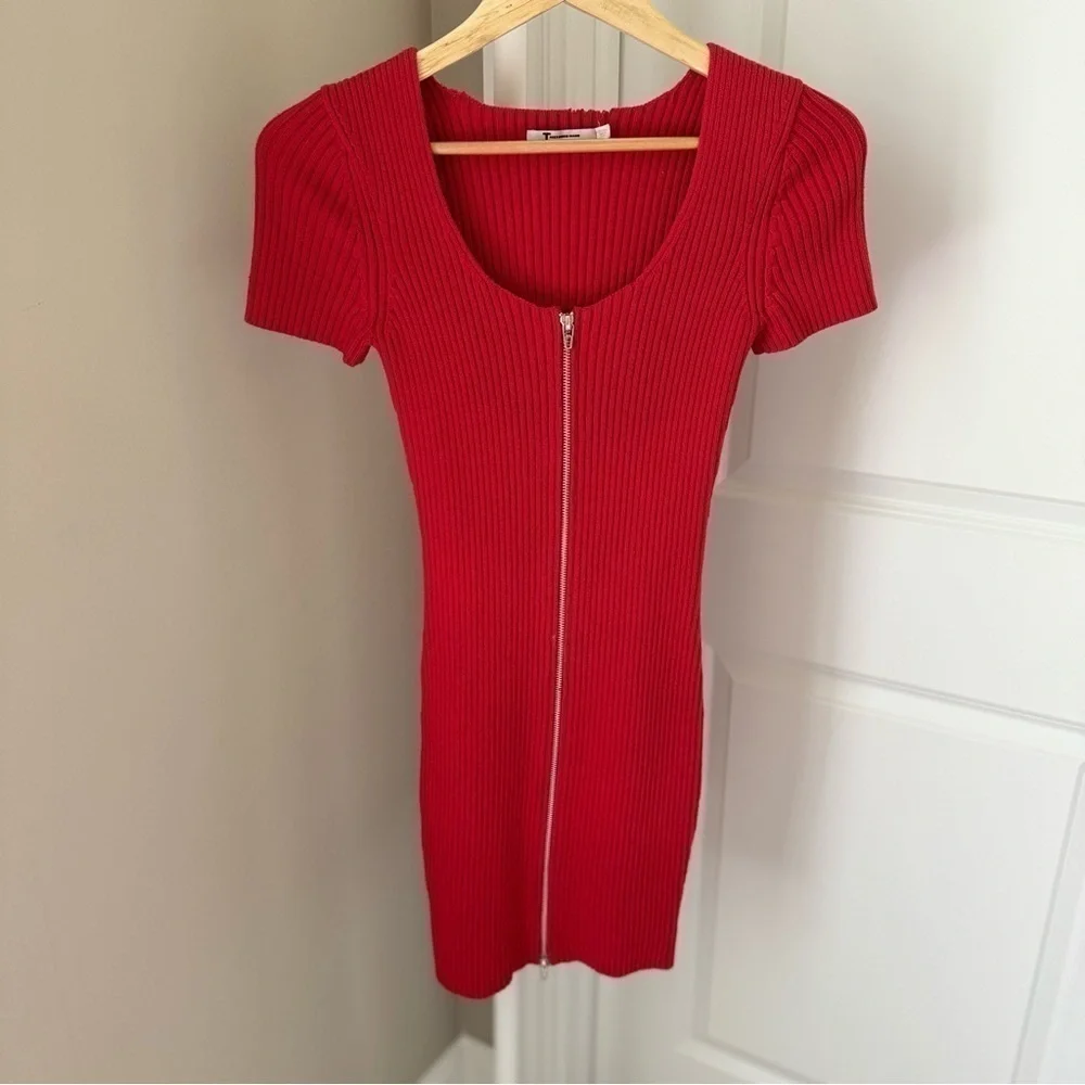 T by Alexander Wang Red Ribbed Knit Dress - Picture 5 of 8